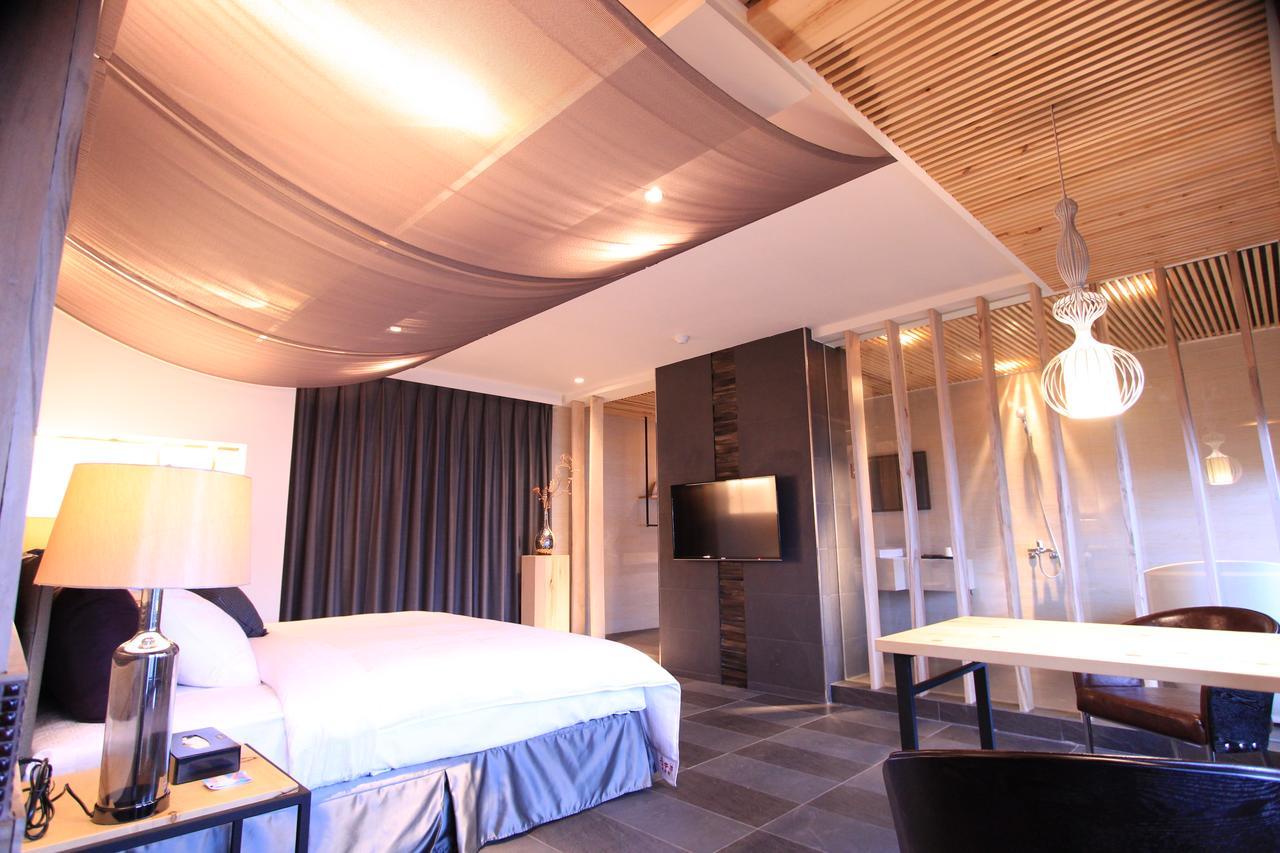 Roppongi Motel - Dalian Pingtung Kültér fotó